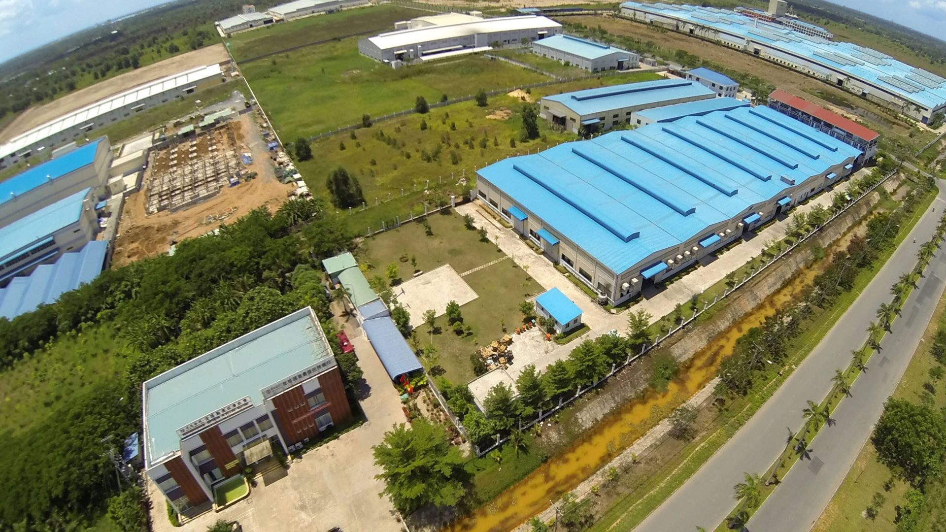 Chuyển nhượng 100.000m2 đất trong Khu Công Nghiệp tại Tiền Giang