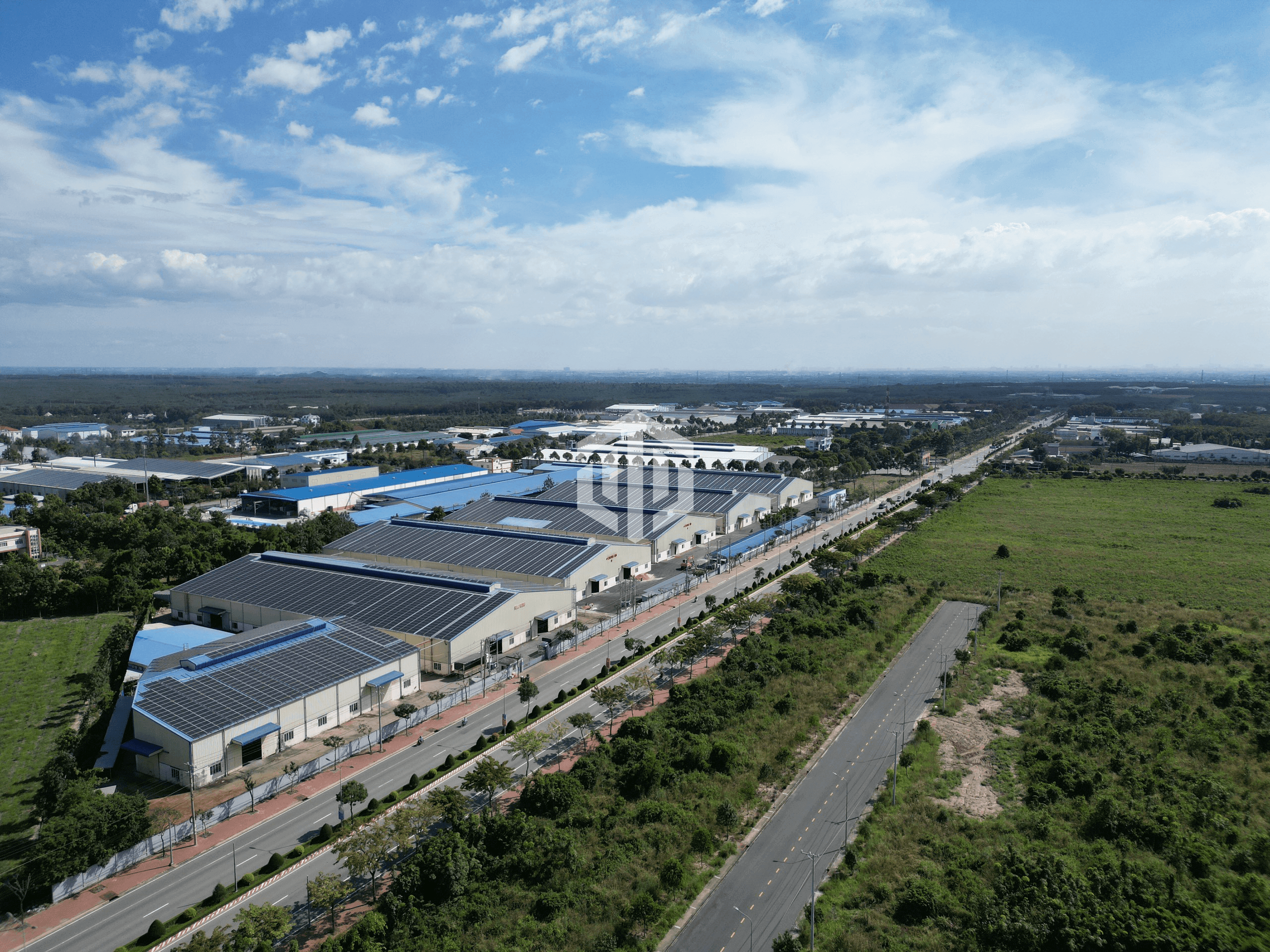 Cho thuê 2600m2 xưởng trong Khu Công Nghiệp Đất Cuốc - Bình Dương